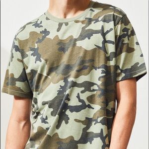 NWOT Pacsun camo t shirt